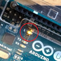 Arduino単体でLチカ